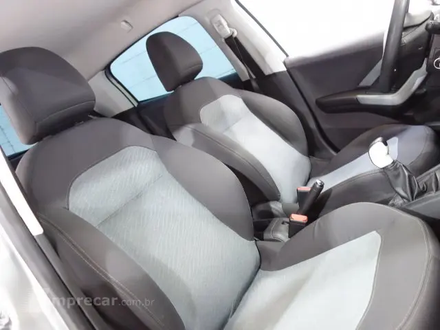 208 - 1.5 ACTIVE 8V 4P MANUAL