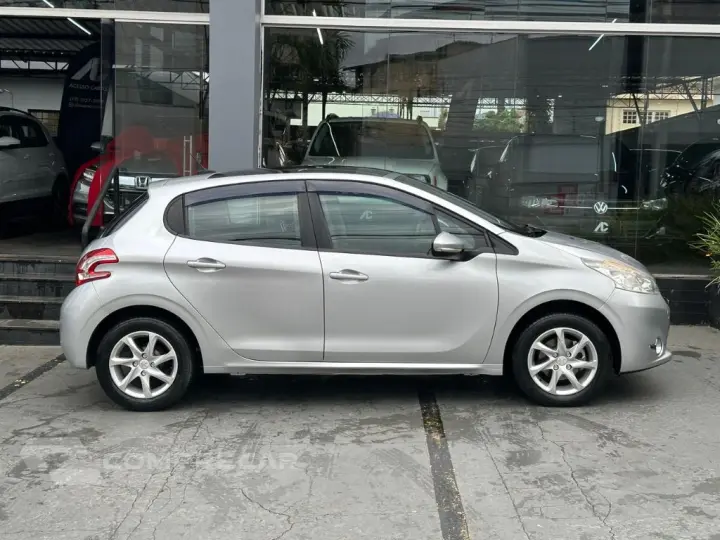 208 Allure 1.5 Flex 8V 5p