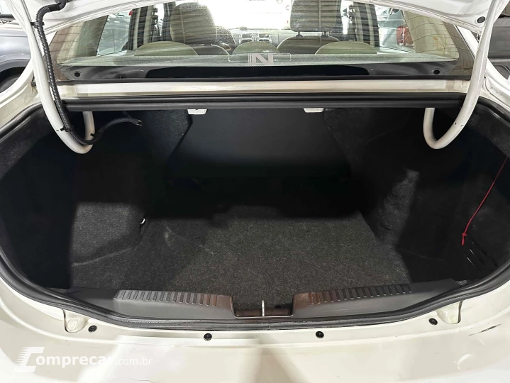 GRAND SIENA 1.6 MPI ESSENCE 16V FLEX 4P MANUAL