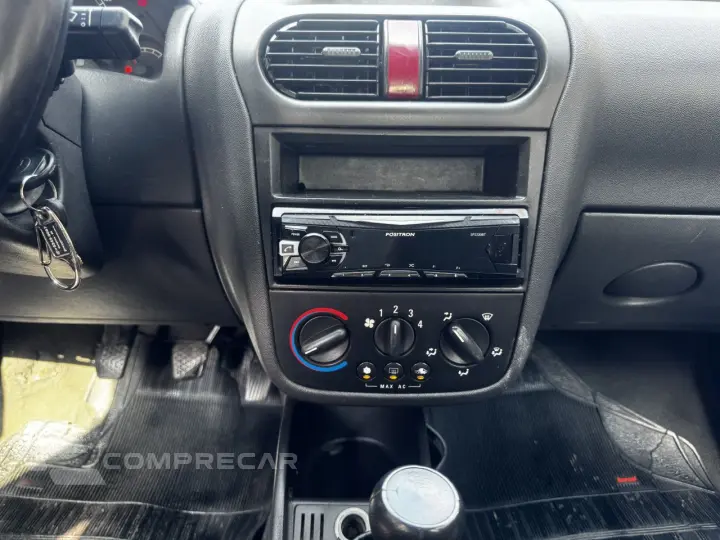Corsa Sedan 1.4 4P MAXX FLEX