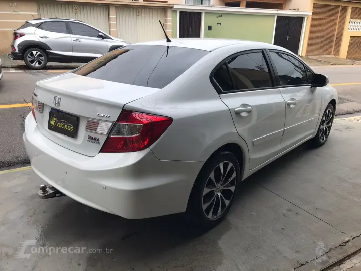 CIVIC 2.0 LXR 16V