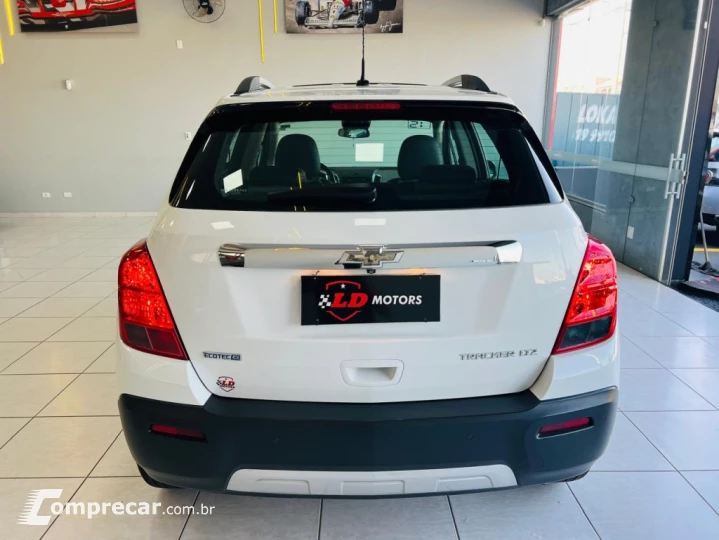 TRACKER 1.8 MPFI LTZ 4X2 16V FLEX 4P AUTOMÁTICO