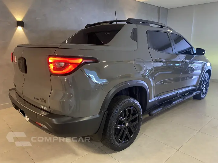 TORO 2.0 16V Turbo Ultra 4WD