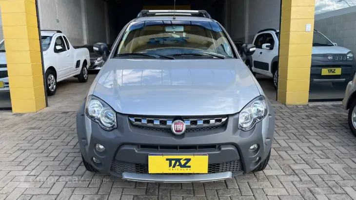 Strada 1.6 16V ADVENTURE CABINE ESTENDIDA