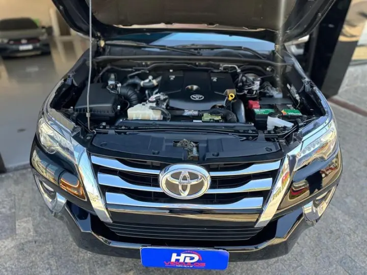 HILUX SWSRXA4FD