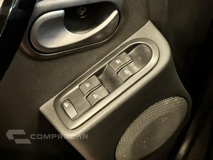 Sandero 1.6 STEPWAY 8V FLEX 4P MANUAL