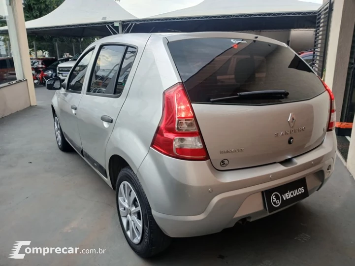 SANDERO
