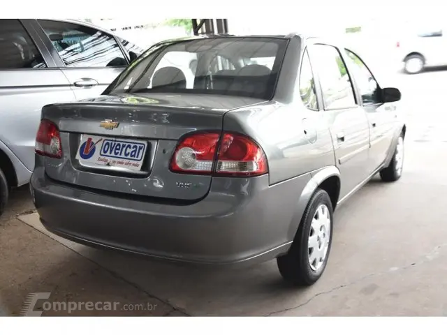 CLASSIC - 1.0 MPFI LS 8V 4P MANUAL