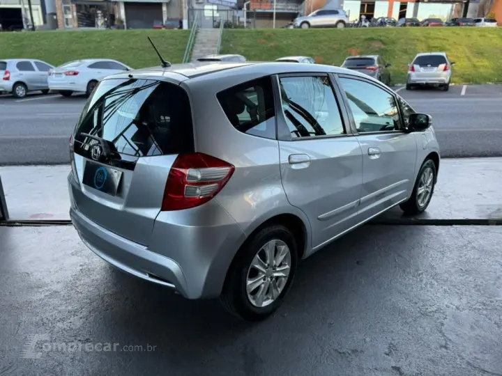 Fit LX 1.4/ 1.4 Flex 8V/16V 5p Aut.