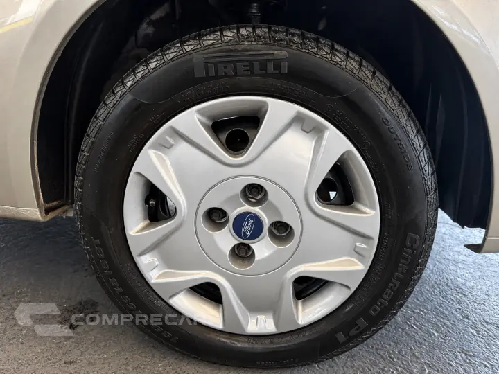 FIESTA 1.6 Rocam Sedan 8V
