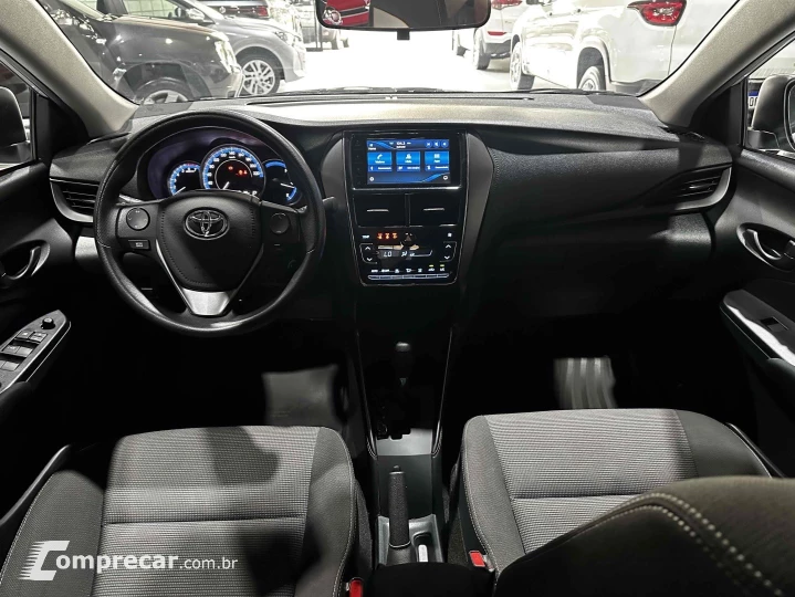 YARIS 1.5 16V FLEX SEDAN XL LIVE MULTIDRIVE