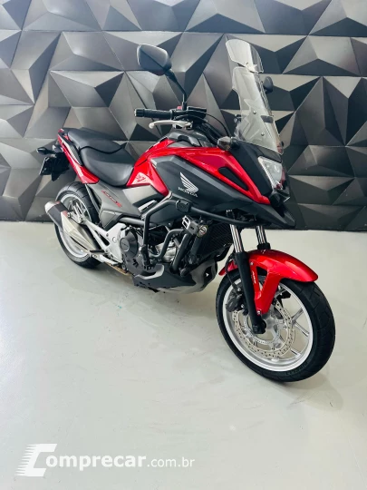 nc 750x