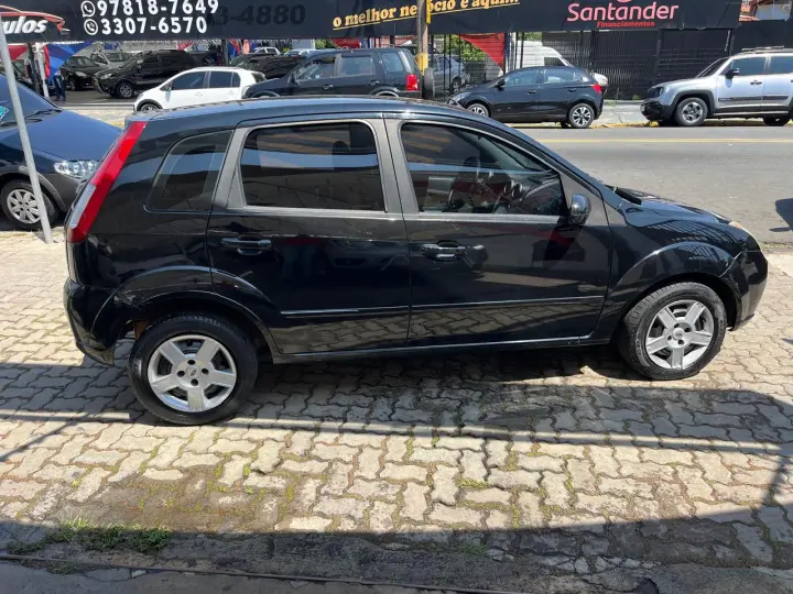 FIESTA 1.6 MPI Class Hatch 8V