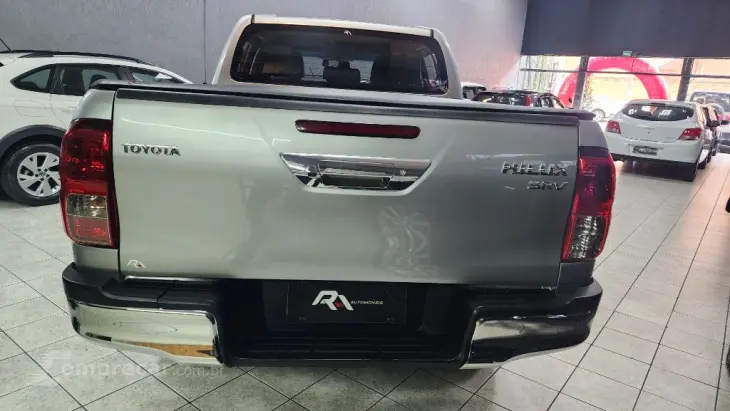 Hilux CD SRV 4x4 2.8 TDI Diesel Aut.