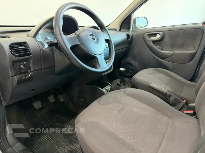 Corsa Sed. Premium 1.4 8V ECONOFLEX 4p