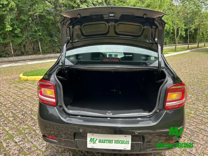 LOGAN 1.6 Expression 8V