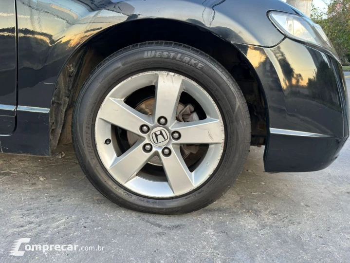 Civic Sedan LXS 1.8/1.8 Flex 16V Aut. 4p