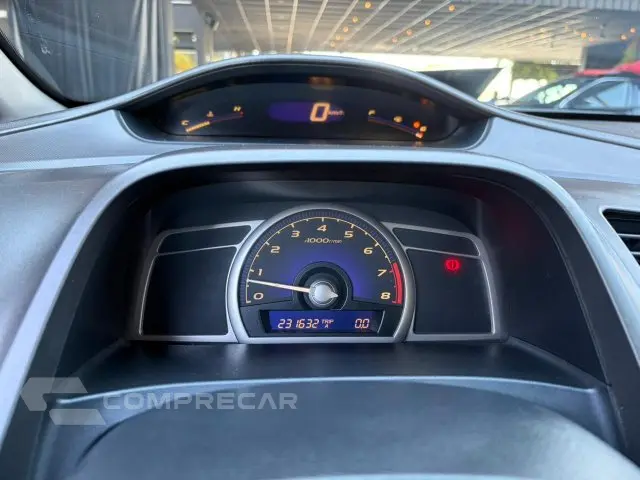 CIVIC - 1.8 LXL 16V 4P MANUAL