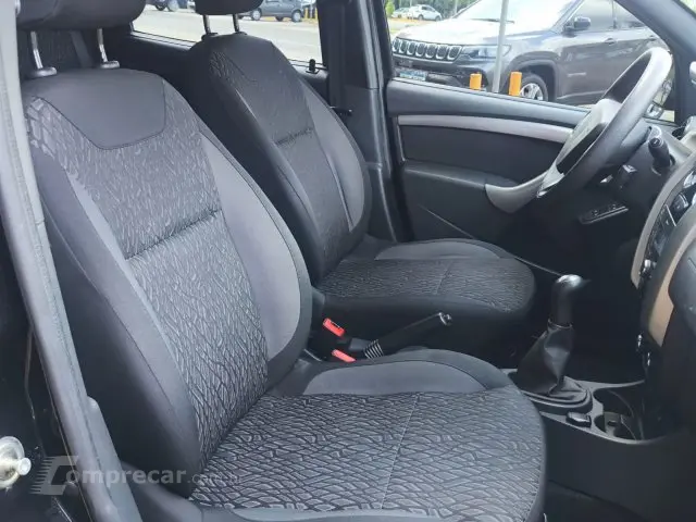 DUSTER OROCH - 1.6 16V SCE EXPRESS MANUAL