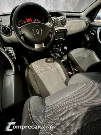 Duster 2.0 16V 4P FLEX TECH ROAD