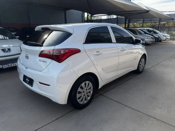 HB 20 Hatch 1.6 16V 4P FLEX COMFORT