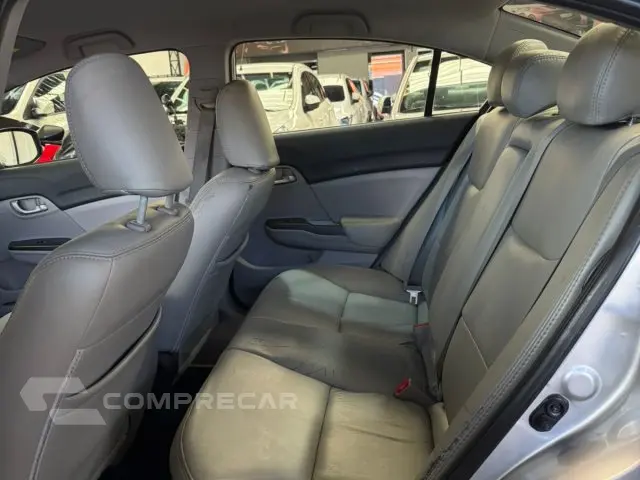 CIVIC - 1.8 LXS 16V 4P AUTOMÁTICO