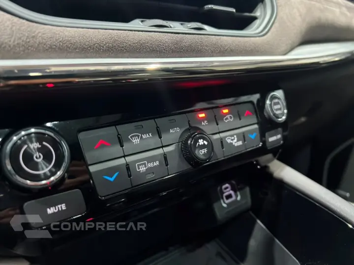 COMMANDER 1.3 T270 TURBO FLEX OVERLAND AT6
