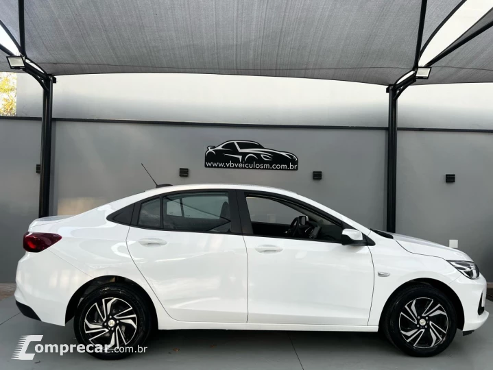 ONIX SEDAN Plus LT 1.0 12V Flex 4p Mec.