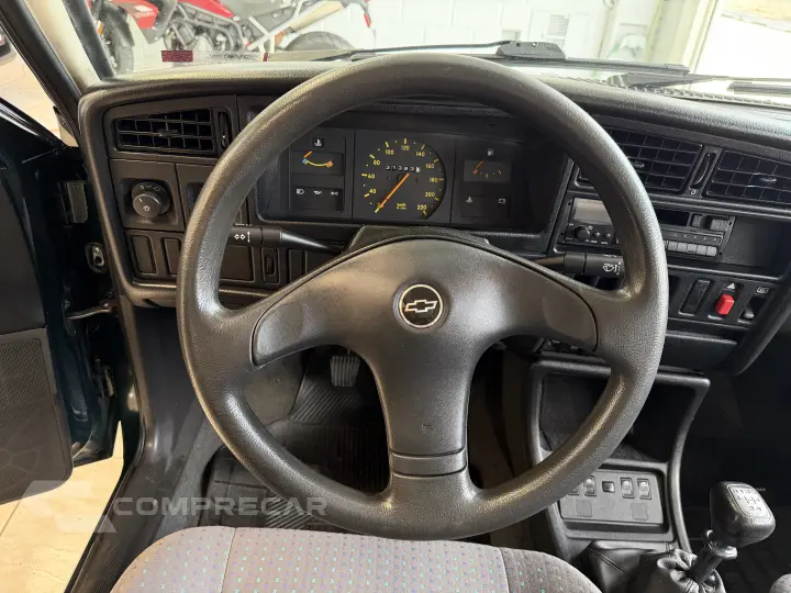 MONZA 2.0 EFI GL 8V