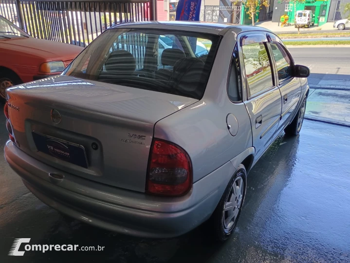 Classic Life 1.0 Sedan