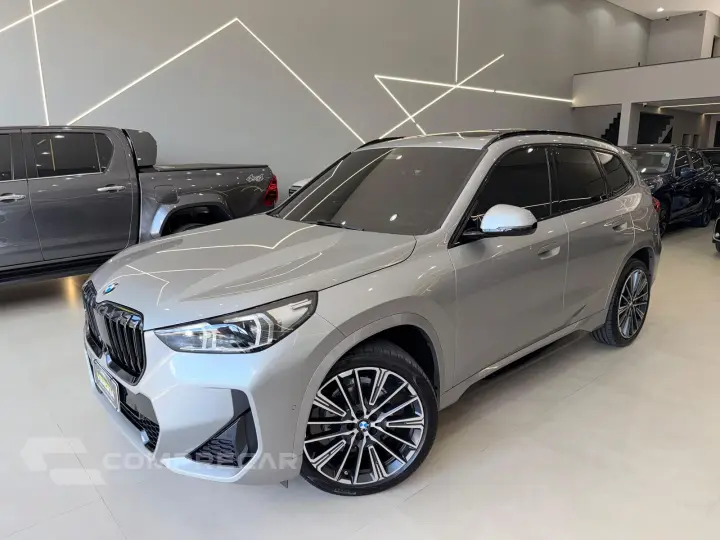 X1 2.0 16V Turbo Activeflex Sdrive20i M Sport