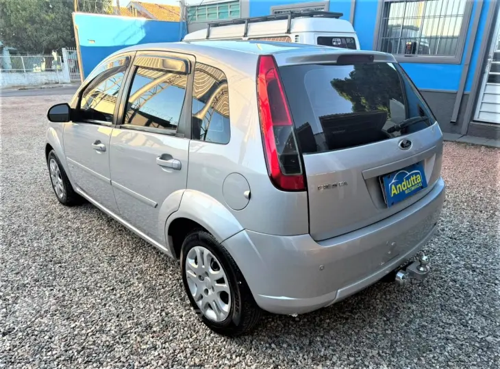 Fiesta Hatch 1.6 4P SE FLEX