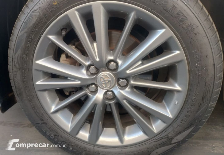 Corolla GLi Upper 1.8 Flex 16V Aut.