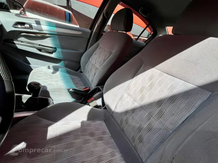 VECTRA 2.0 MPFI Elegance 8V