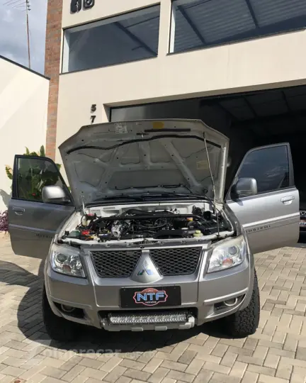 Pajero TR4 2.0/ 2.0 Flex 16V 4x4 Aut.