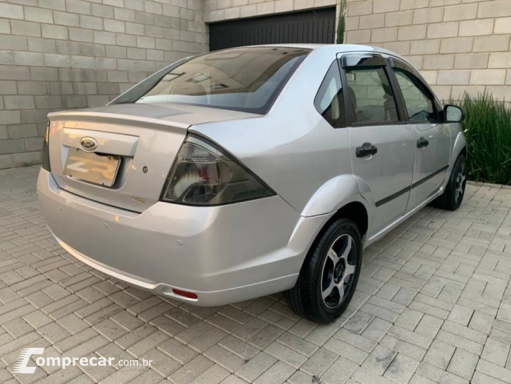 FIESTA 1.6 MPI SEDAN 8V FLEX 4P MANUAL