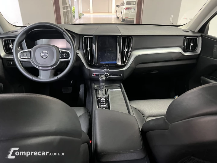 XC60 2.0 T5 Momentum AWD Geartronic