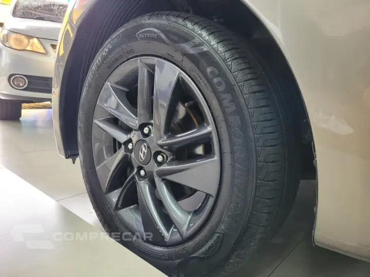 HB20S C.Style/C.Plus1.6 Flex 16V Aut. 4p