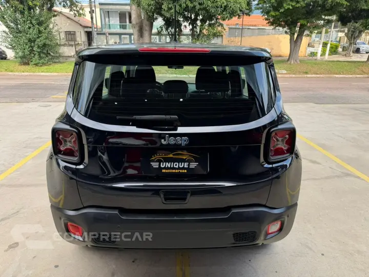 Renegade 1.8 16V Flex 4P Automático