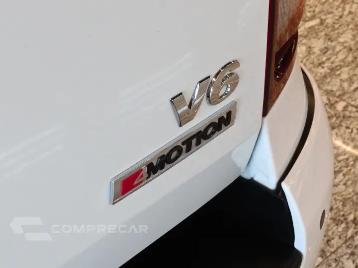 AMAROK 3.0 V6 TDI Comfortline CD 4motion