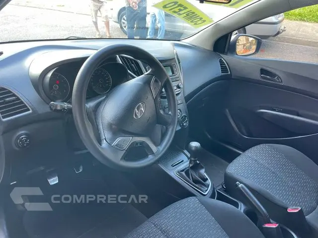 HB20 - 1.0 COMFORT PLUS 12V 4P MANUAL