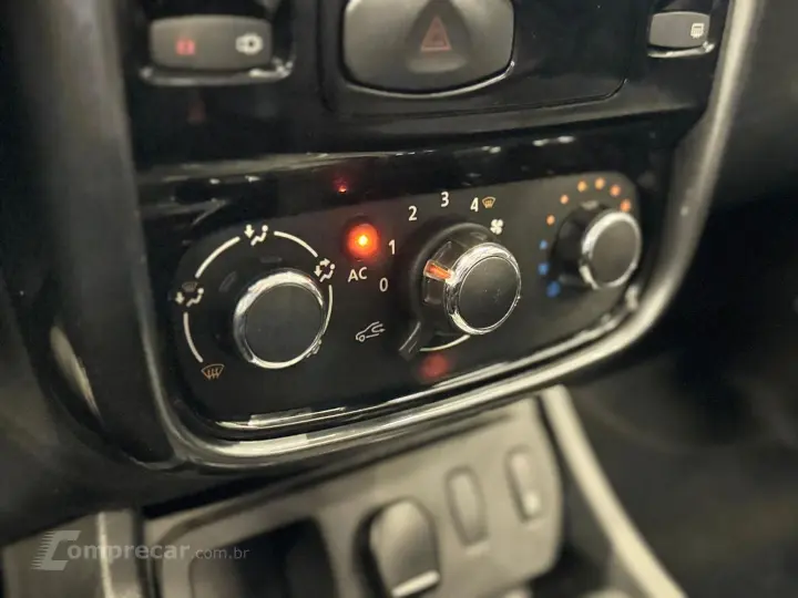 Duster 2.0 Dynamique 4X2 16V Flex 4P Automático