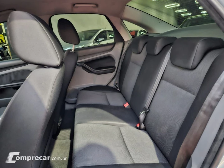 Focus Sedan 2.0 16V/2.0 16V Flex 4p Aut.