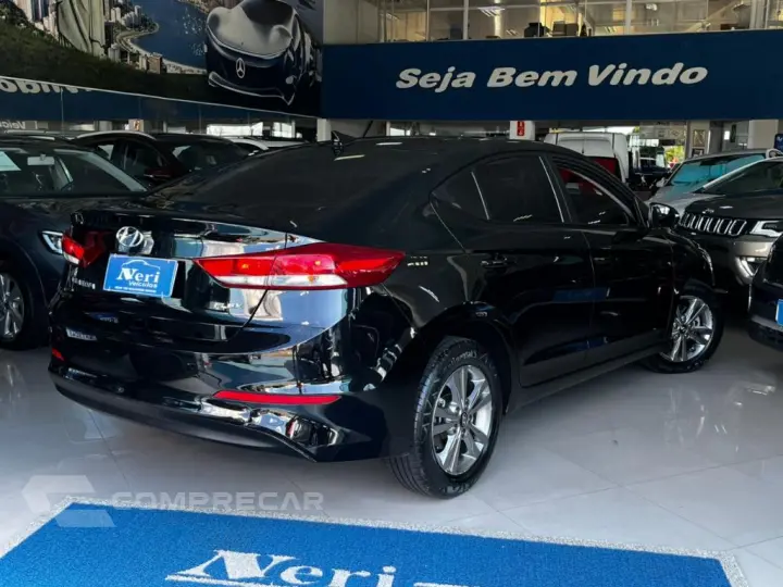 Elantra 2.0 16V Flex Aut.