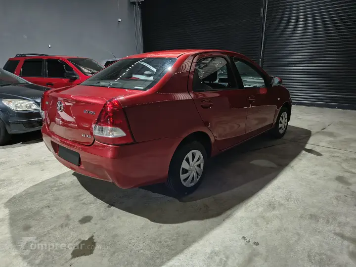ETIOS 1.5 XS Sedan 16V