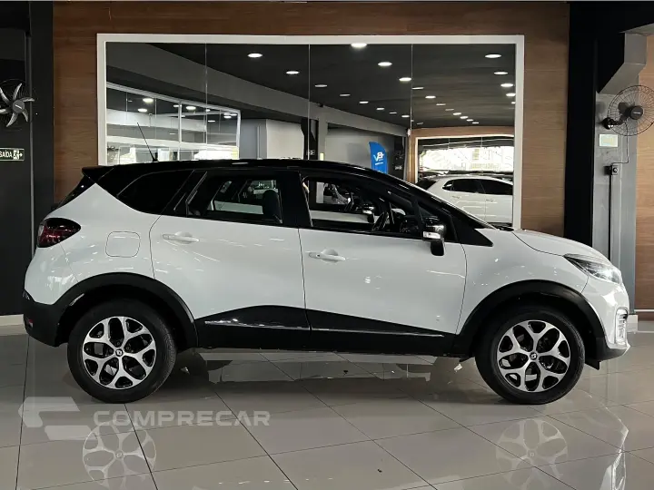 CAPTUR 2.0 16V HI-FLEX INTENSE AUTOMÁTICO