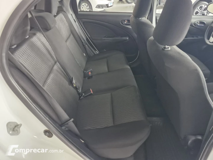 Etios Hatch 1.3 16V 4P FLEX X AUTOMÁTICO