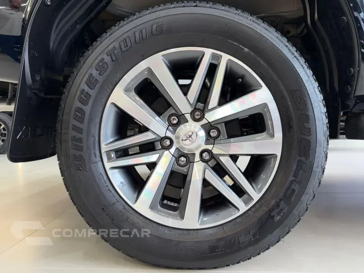 Hilux CD SRV 2.8 4x4