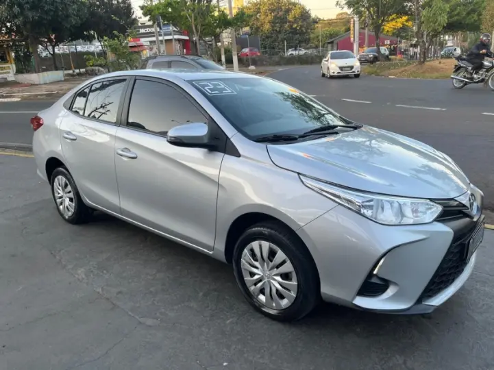 YARIS 1.5 16V Sedan XL Multidrive