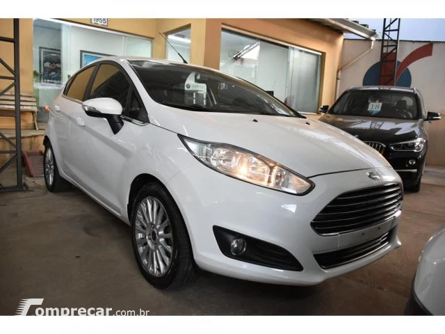 FIESTA HATCH - 1.6 TITANIUM HATCH 16V 4P MANUAL